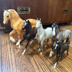 Breyer Horses - Set of 5